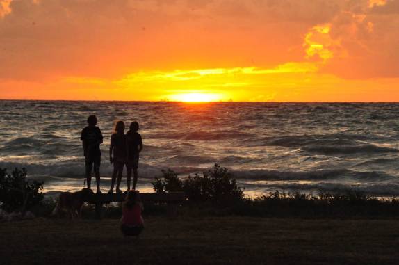 Nós não éramos os únicos a fotografar o maravilhoso pôr-do-dol em Palm Beach - Aruba
